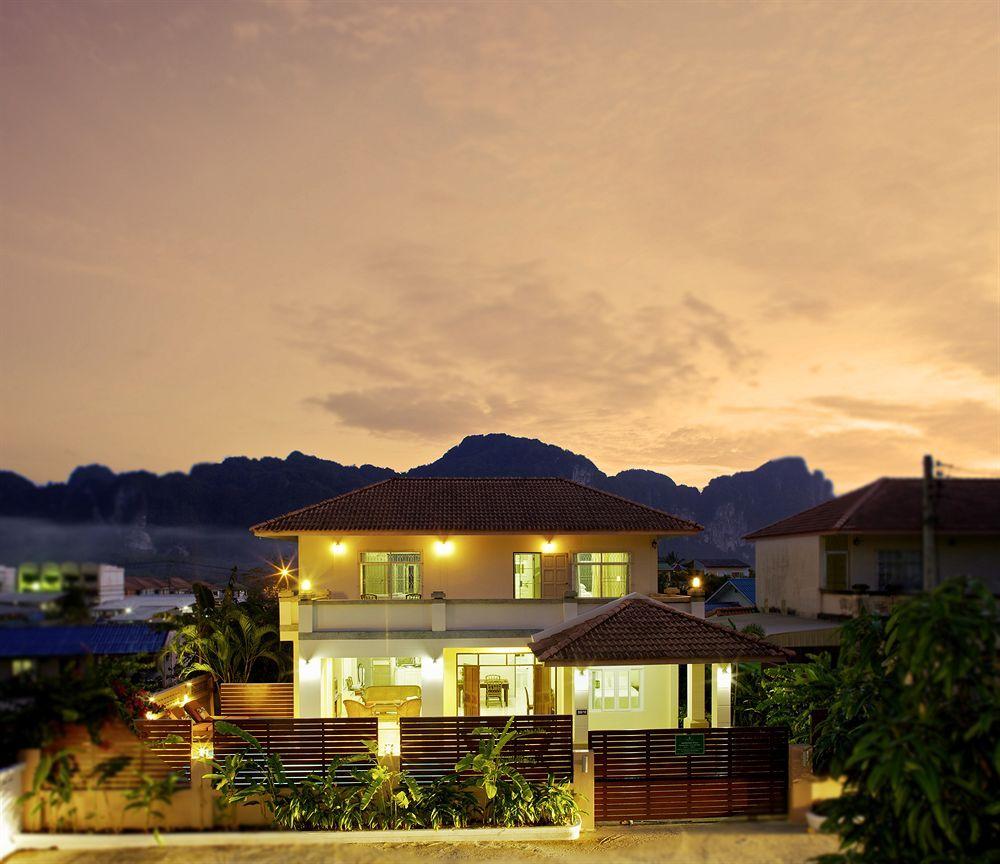 Baan Andaman Hotel Krabi town Exterior foto